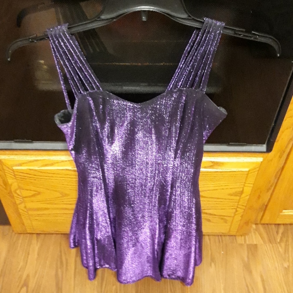 Super cute color changing short cocktail dress